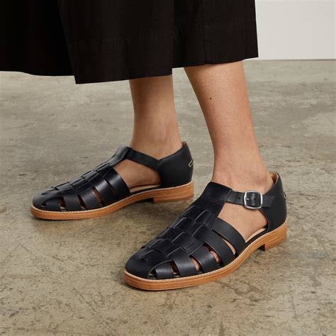 most comfortable fisherman sandals.